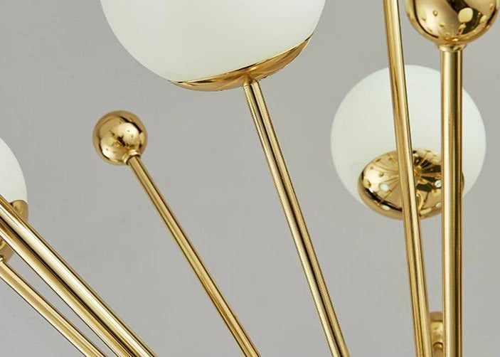 Cora - Mattglas-Mehrfach-Glühbirnen-Art-Deco-Kronleuchter