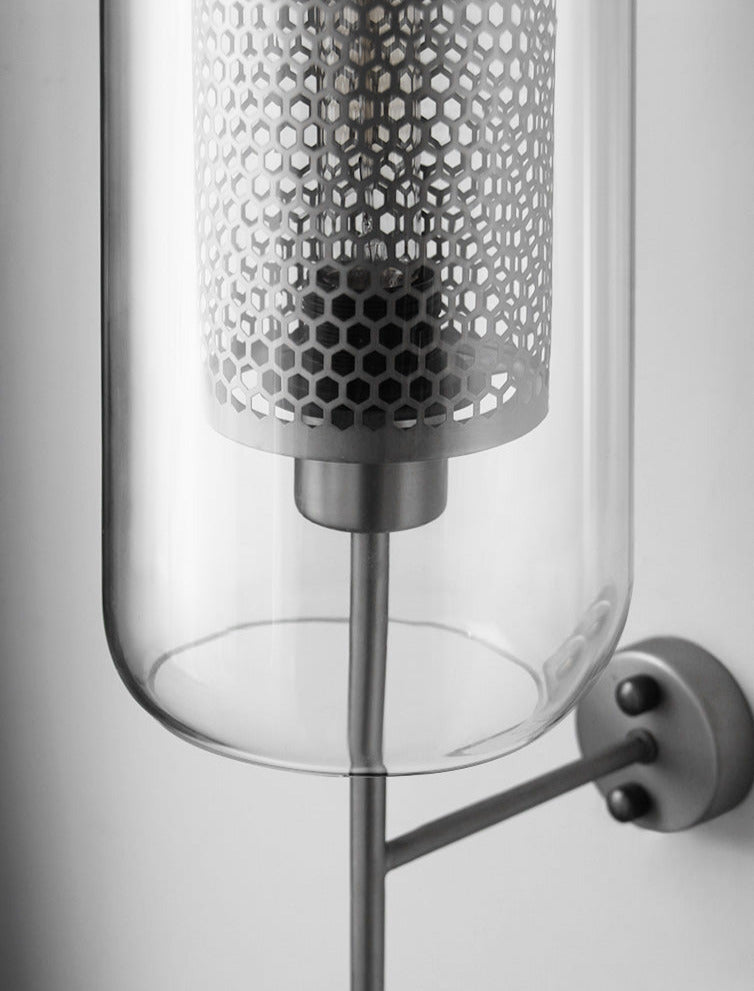 Adriel - Moderne Honigwaben-Messing & Glas Wandleuchte