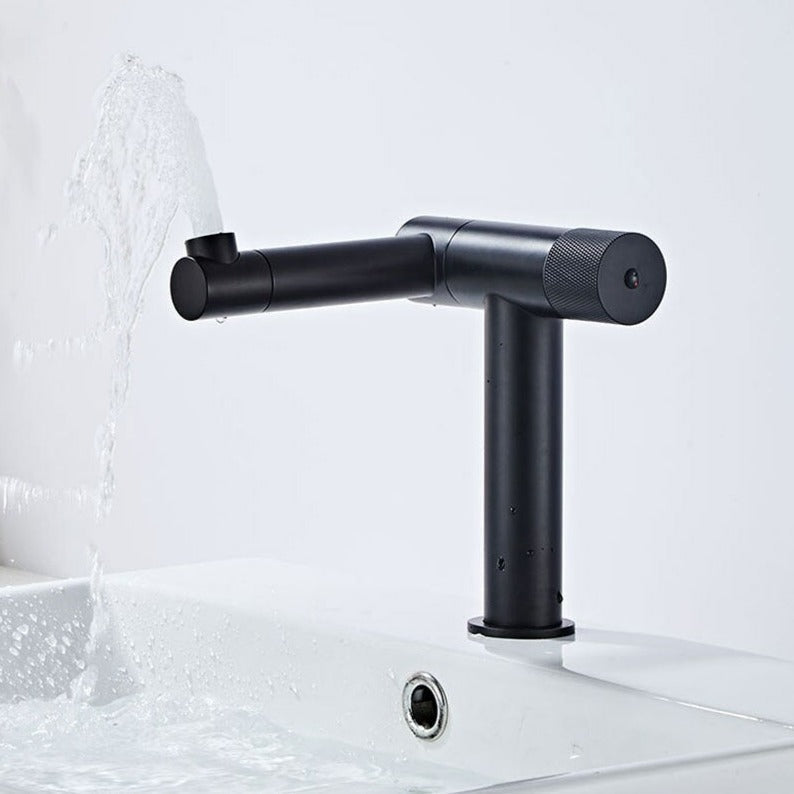 Moderne drehbare Badezimmerarmatur