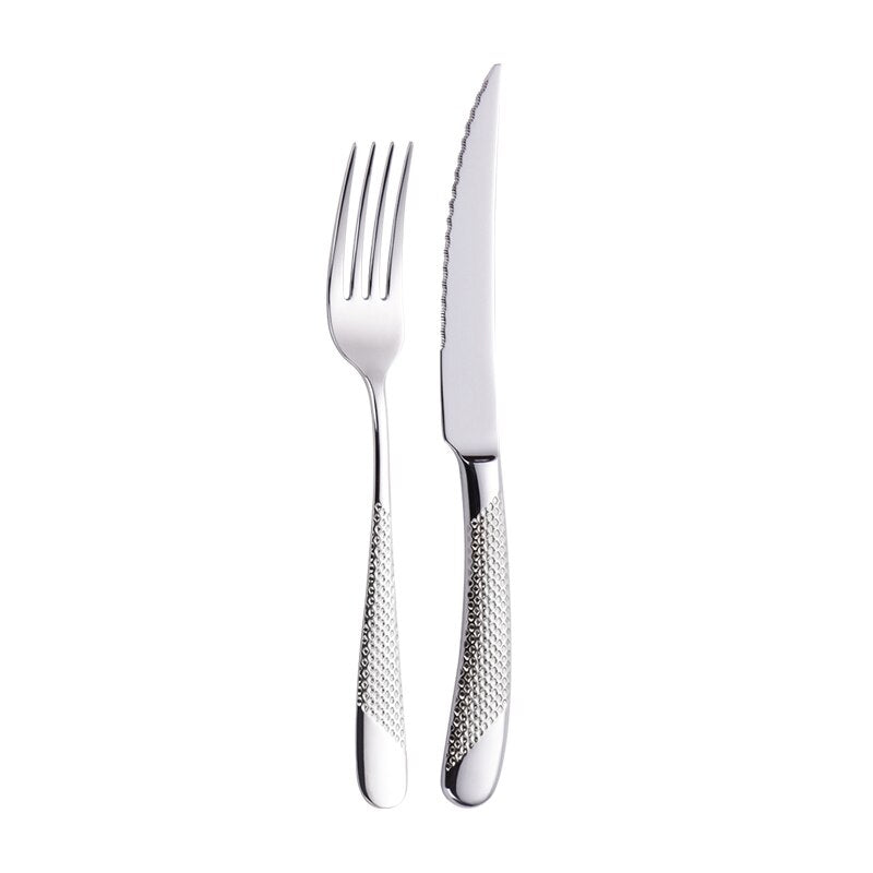 Moderne Silberbesteck-Set mit Strukturgriffen