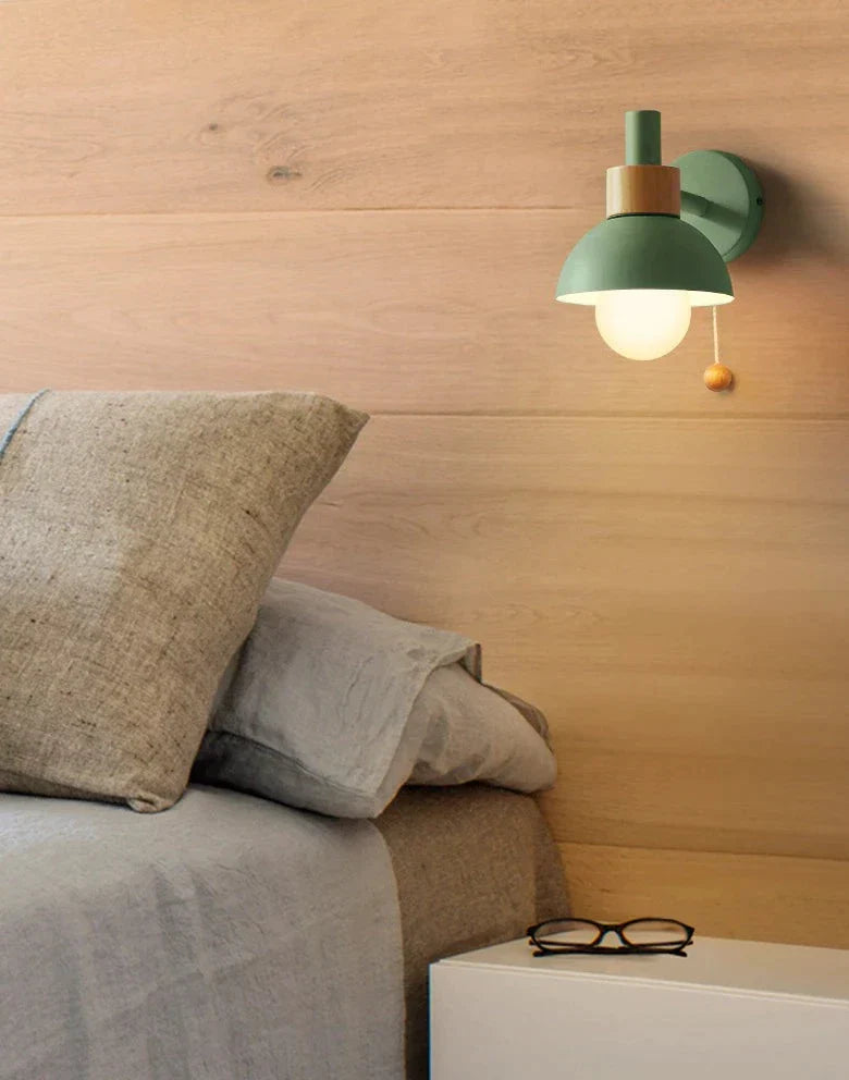 Bunte Nordische Zugschalter-Wandleuchte