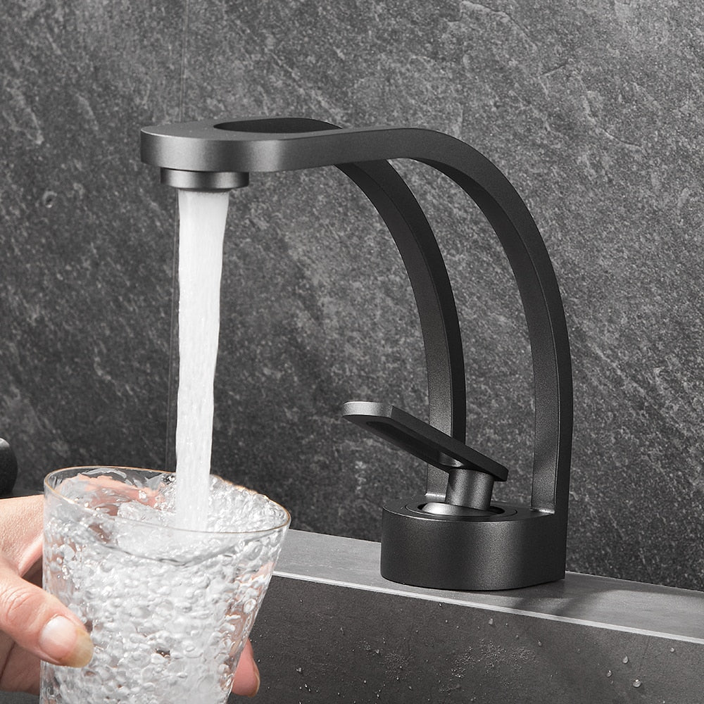 Ogden - Gebogene Dual-Channel Moderne Badezimmerarmatur