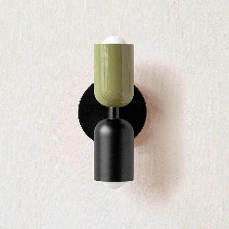 Bunte Minimalistische Zwei-Birnen-Wandlampe