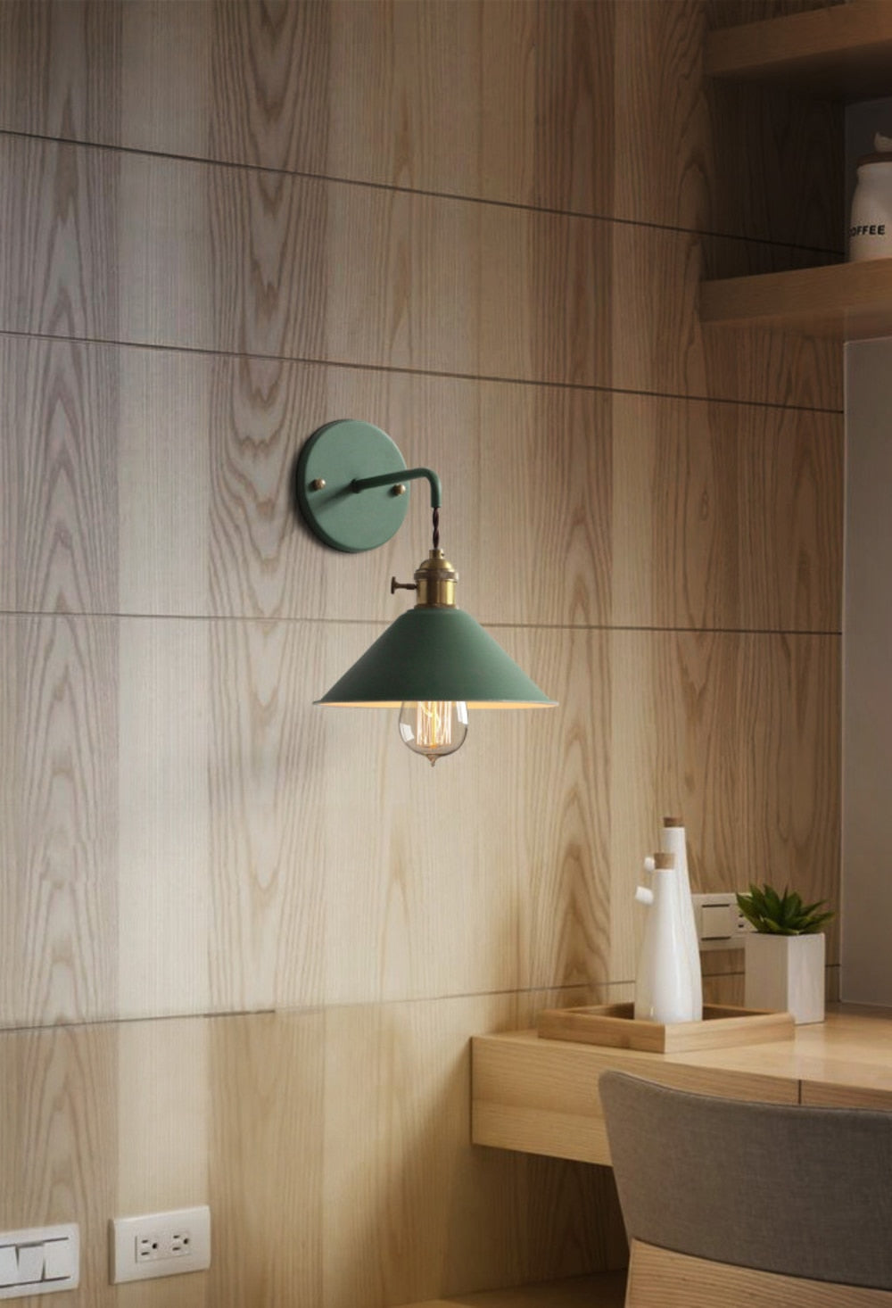 Bunte Retro-Wandlampen