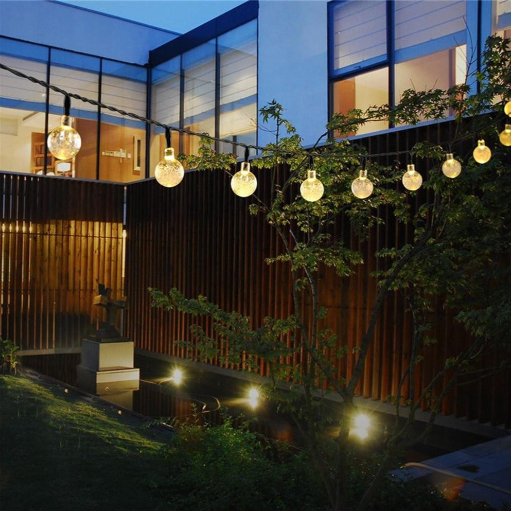 Solarbetriebene LED-Globus-Lichterketten