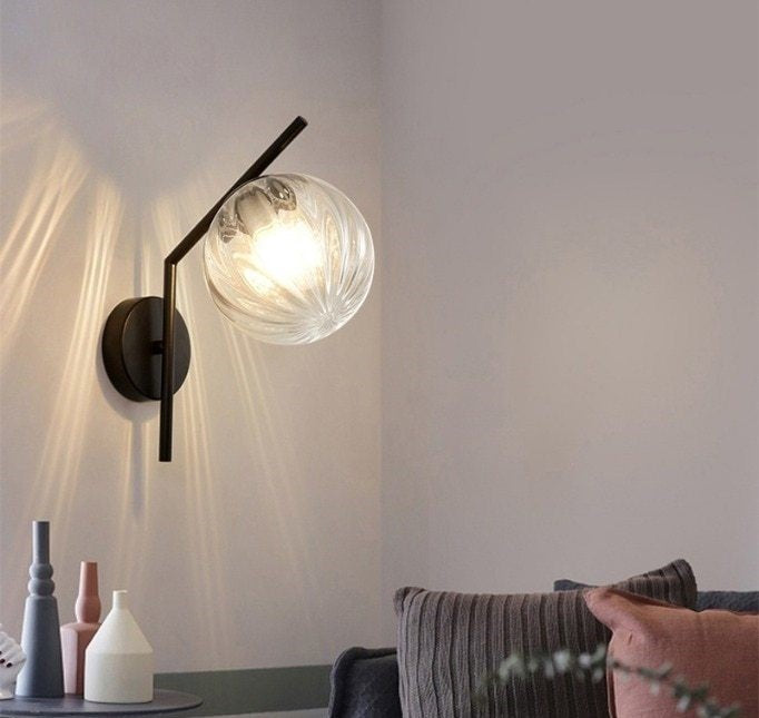Faulkner - Moderne Glas-Globus Wandleuchte