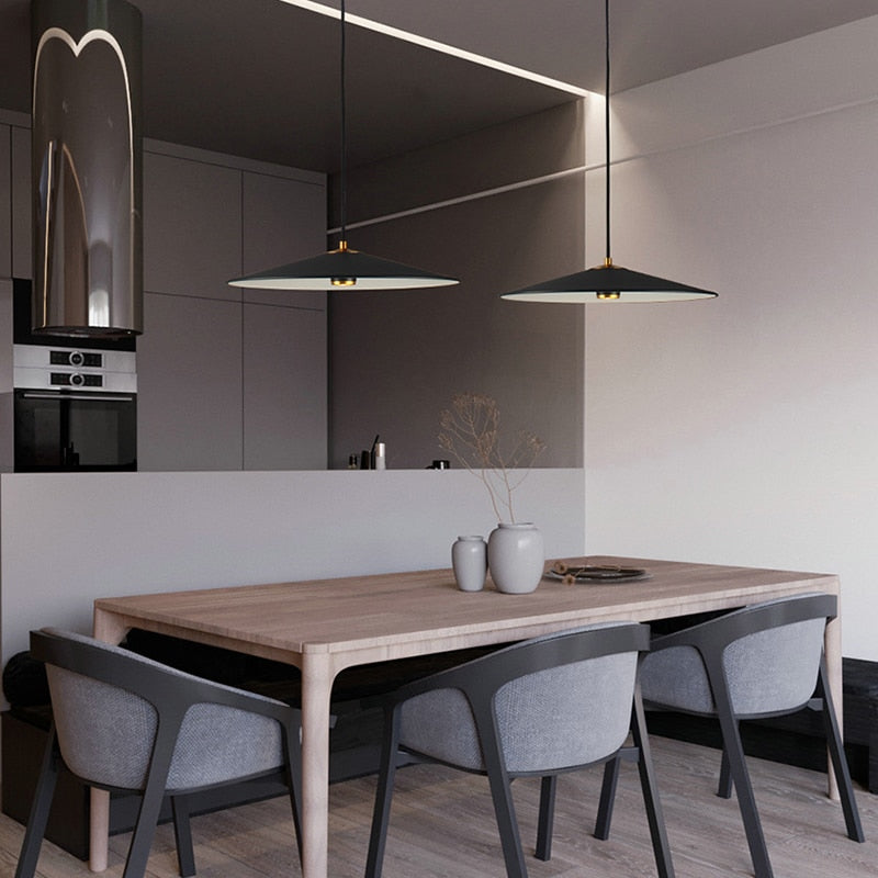 Moderne schmale LED-Pendelleuchte
