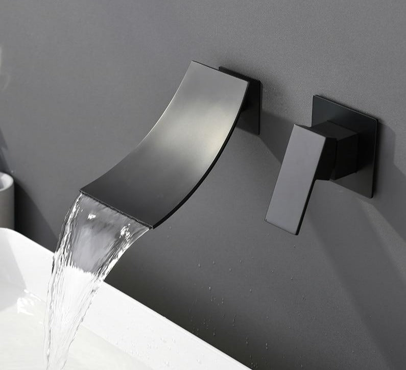 Wandmontierte Gebogene Wasserfallarmatur