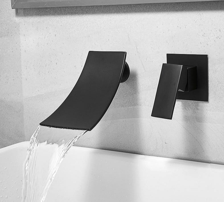 Wandmontierte Gebogene Wasserfallarmatur