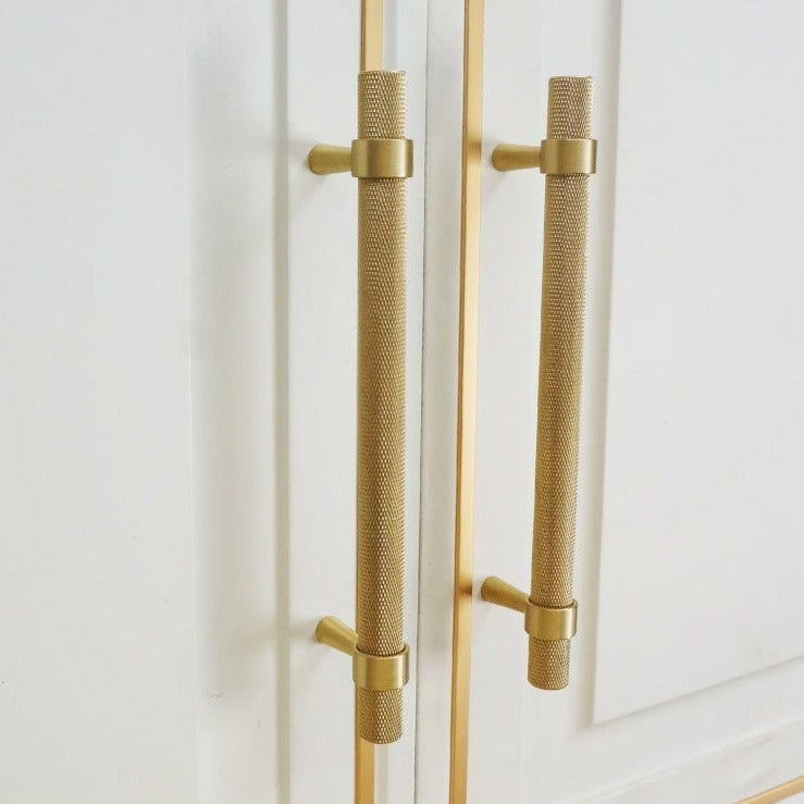Moderne Struktur-Messing-Schrank- und Schubladengriffe