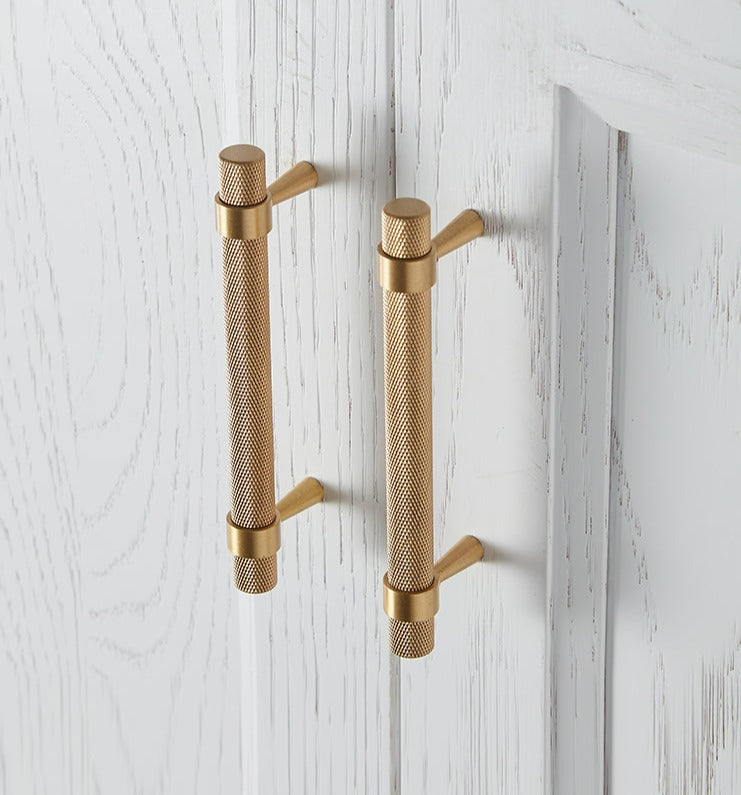 Moderne Struktur-Messing-Schrank- und Schubladengriffe