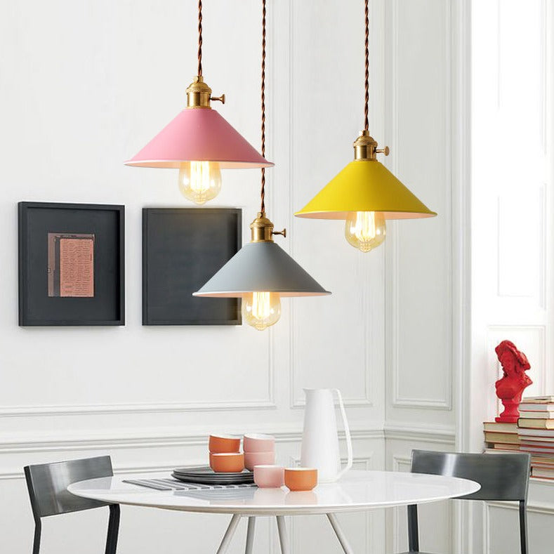 Farbige Vintage Vergoldete Pendelleuchten