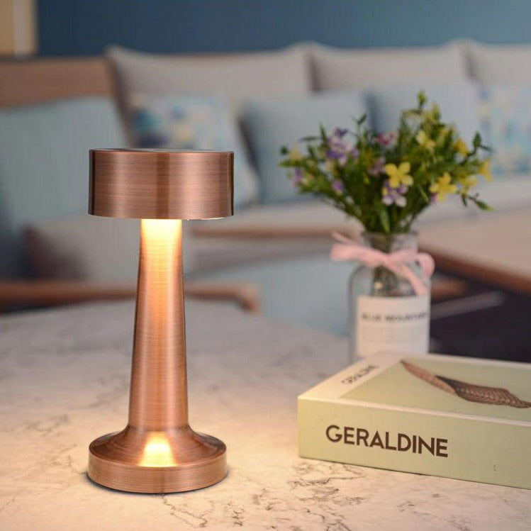 Moderne LED Tischlampe