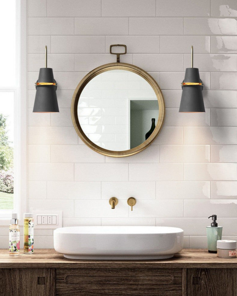 Regina - Moderne Wandlampe