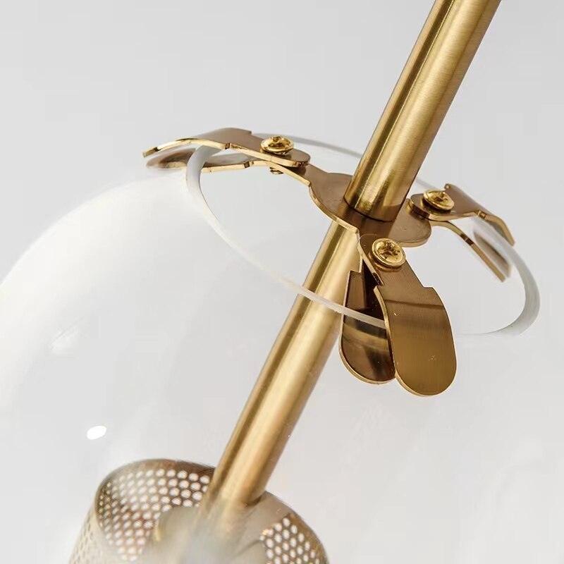 Ion - Moderne Glas-Wandlampe