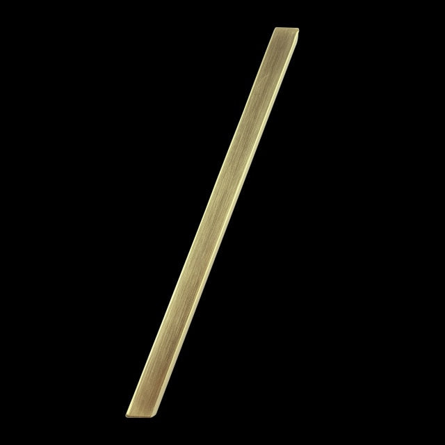 Moderne Hausnummern in Gold