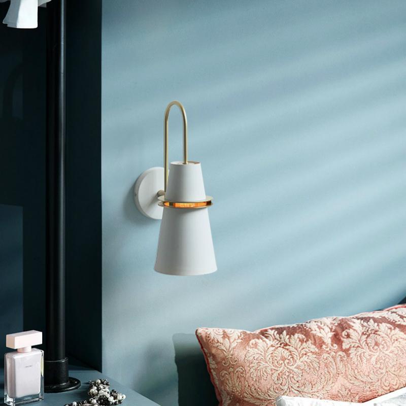 Regina - Moderne Wandlampe
