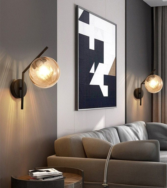 Faulkner - Moderne Glas-Globus Wandleuchte