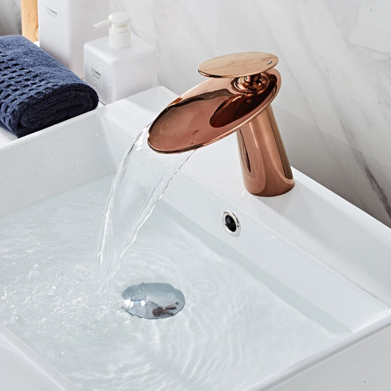 Atlantic - Moderne Wasserfallarmatur