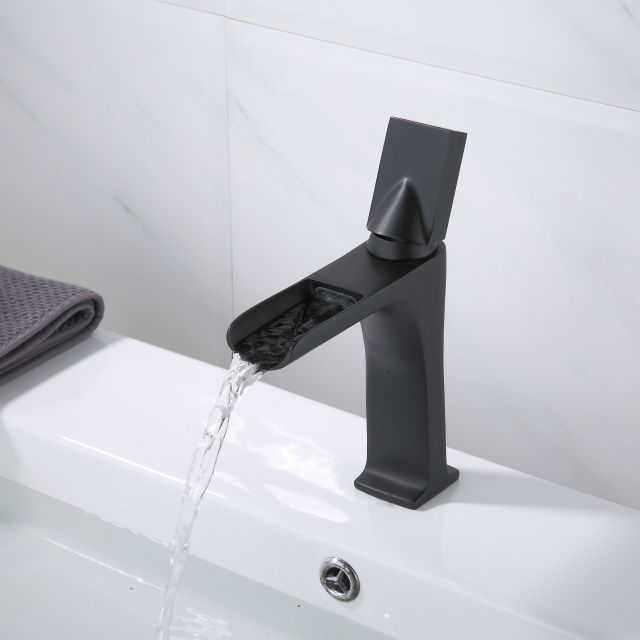 Fallon - Moderne Wasserfallarmatur