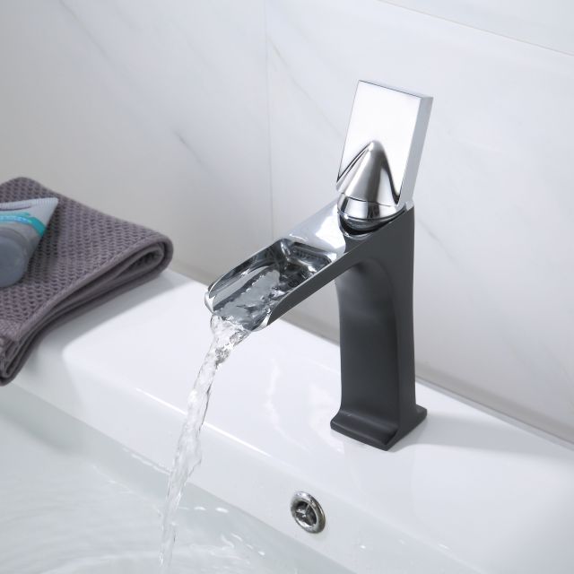 Fallon - Moderne Wasserfallarmatur
