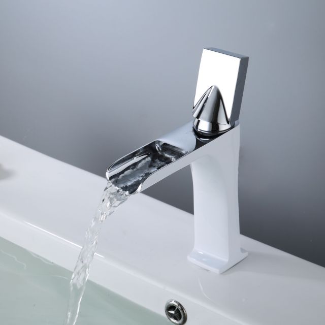 Fallon - Moderne Wasserfallarmatur