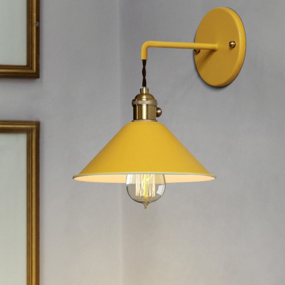 Bunte Retro-Wandlampen